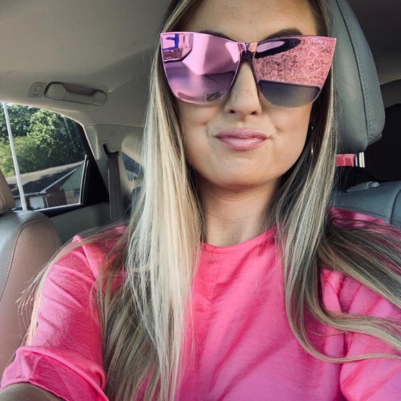 Alanna Caffarel - Poshmark Profile Picture of Alanna Caffarel (@abcaffarel) on Poshmark