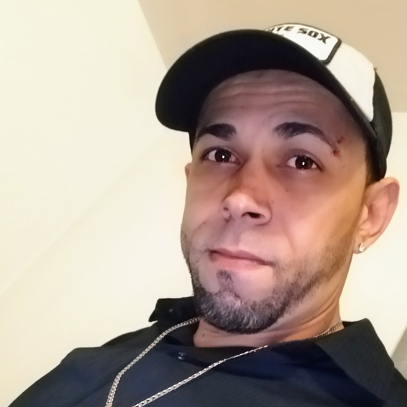 Profile Picture of Ayala Elwin (@elwinayala1981) on Poshmark