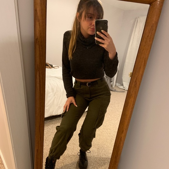 Profile Picture of Mallory Schario (@malloryschario) on Poshmark