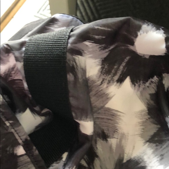 Profile Picture of Lashawnda Maulson (@shawnda66) on Poshmark