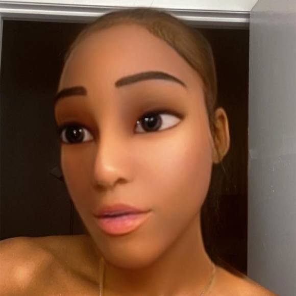 Profile Picture of Cece Cece (@cece4801) on Poshmark