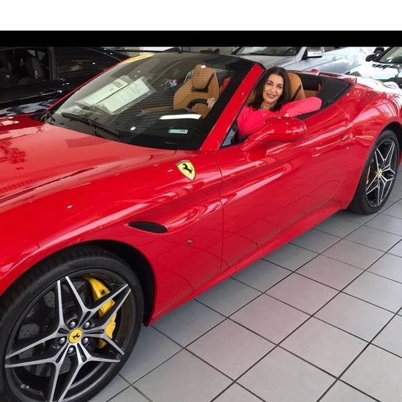 Sandra Caniglia - Poshmark Profile Picture of Sandra Caniglia (@sac526) on Poshmark