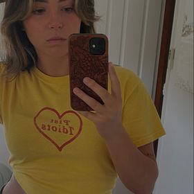 Profile Picture of aimee de barros (@debarrosaimee) on Pinterest