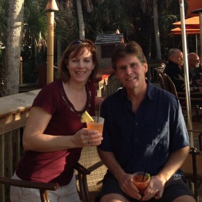 Profile Picture of Laurie Freeman (@laurielfreeman) on Twitter