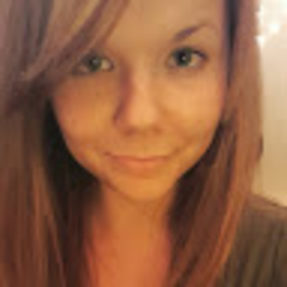 Profile Picture of Mara Jade (@marajade186) on Poshmark