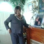 Profile Picture of Sandra Holliday (@sexy_momma_everyday) on Instagram