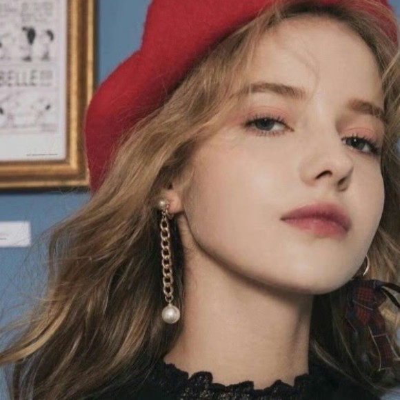 Profile Picture of Parikht Evertond (@broachrljra) on Poshmark