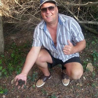 Profile Picture of James Painter - Mr Truffles (@Sybaritic2011) on Twitter
