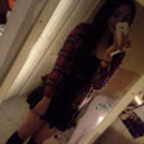 Brianna Tucker - Poshmark Profile Picture of Brianna Tucker (@brijaculate) on Poshmark