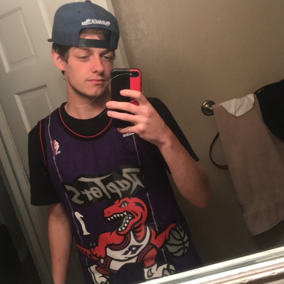 Profile Picture of Kevin Ostermiller (@baller_kevin14) on Poshmark