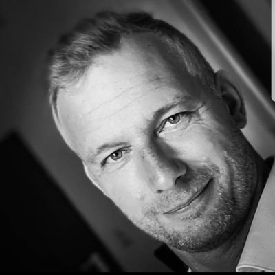 Profile Picture of Michael Kock (@KOCMIC) on Twitter