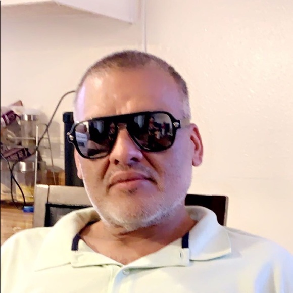 Profile Picture of Adolfo Quintero (@kilo562) on Poshmark