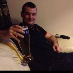 Profile Picture of Gary Case (@gcasey1986) on Twitter