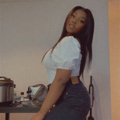 Profile Picture of Brandy Jean Louis (@BrandyJeanloui9) on Twitter