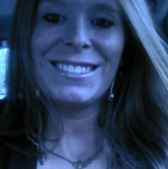 Profile Picture of Cheryl Baskoff (@baskoff1981) on Poshmark