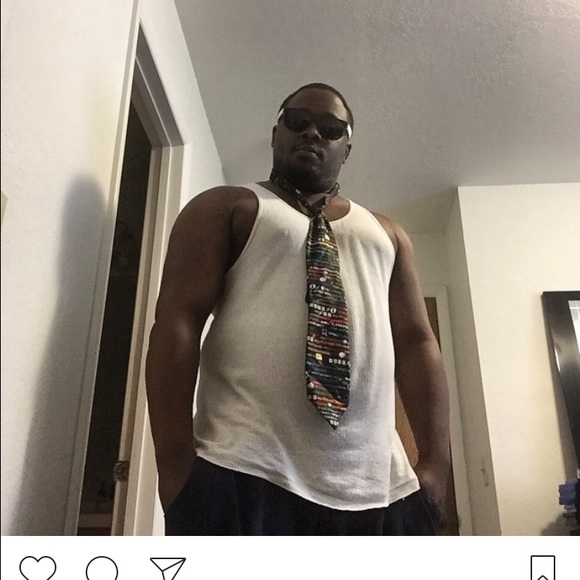 Profile Photo of Steven Bonds (@81stizzle) on Poshmark