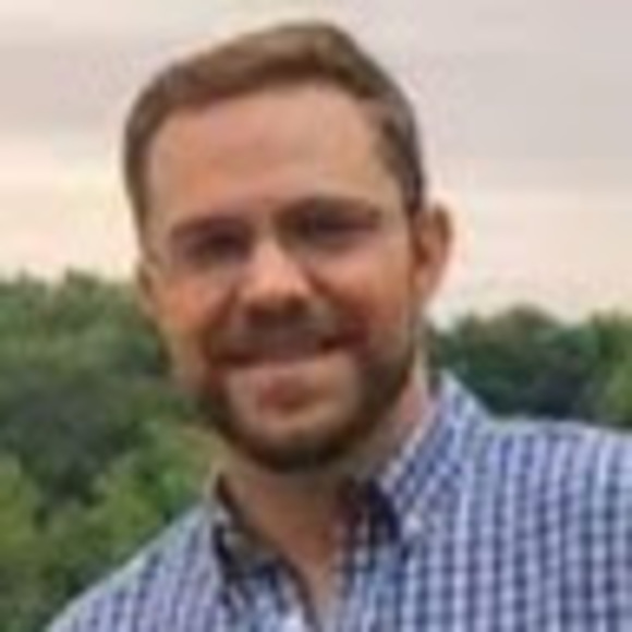Profile Picture of Alex Mcclelland (@alexmcclella763) on Poshmark