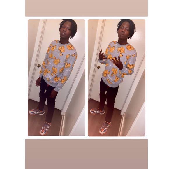 Profile Picture of Benjamin Black (@benjiiiiblack5) on Poshmark
