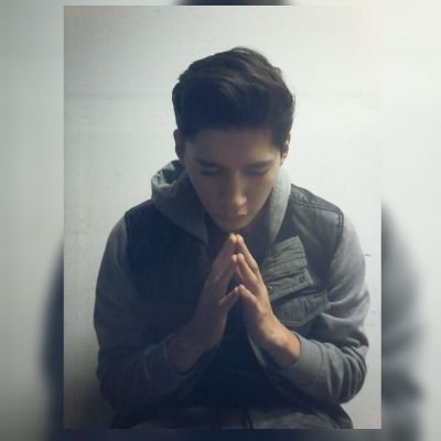 Profile Picture of Darian Staples (@AdrianCurry10) on Twitter