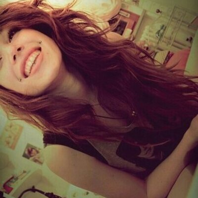 Profile Picture of Annabelle Ramirez (@AnnaxRamirez) on Twitter