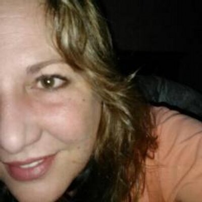 Profile Picture of Rose Relf (@rosebud1110) on Twitter