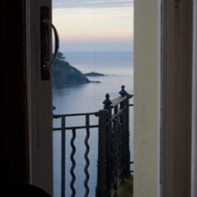 Profile Picture of Margaret Fowler (@dreamboating) on Twitter