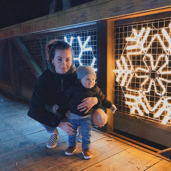 Profile Picture of Ami Clark (@amilynndriskill) on Poshmark