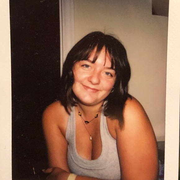 Profile Picture of Harley Miniard (@hmini20) on Poshmark