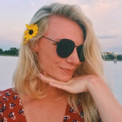 Profile Picture of Molly Carson (@carson_molly) on Twitter