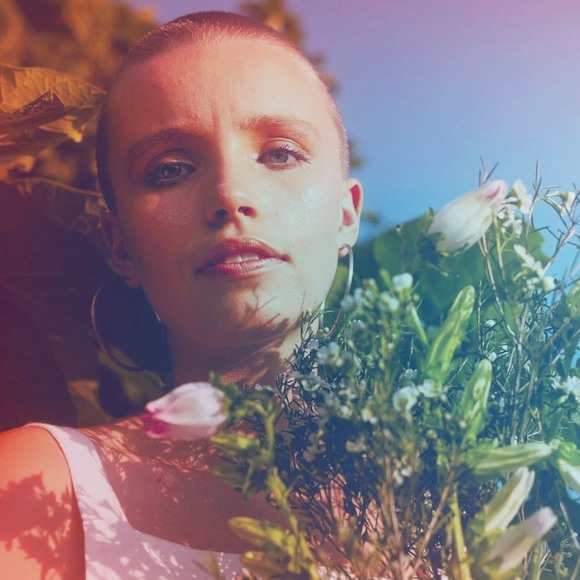 Profile Picture of Hazel King (@hazelhking) on Poshmark