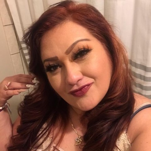 Profile Picture of Erika Estrada (@erikaestrada220) on Poshmark