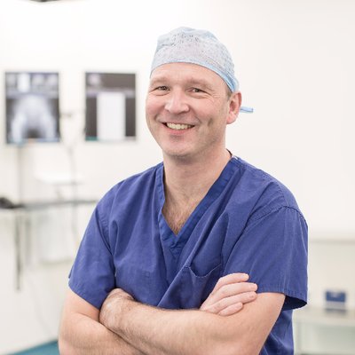 Profile Picture of Adam Hoad-Reddick (@hrorthopaedics1) on Twitter