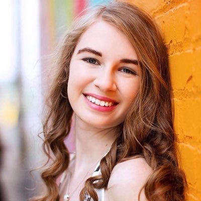 Profile Picture of Tina Timm (@TinaTimm2000) on Twitter