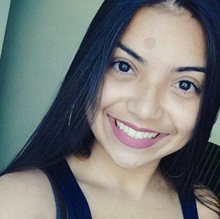 Profile Picture of Beatriz Maxwell (@beatriz.queiroz.1253236) on Facebook