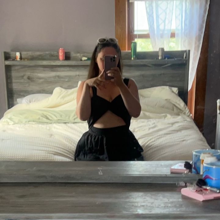 Profile Picture of Emily Decker (@@emdecker) on Tiktok