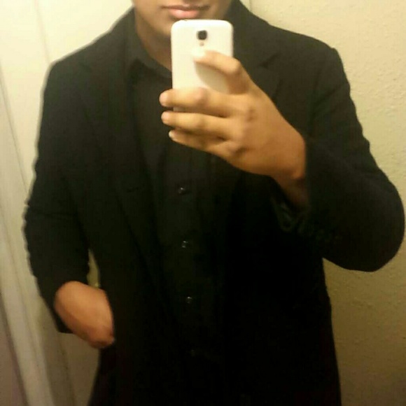 Profile Picture of Felix Robledo (@felix_robledo_) on Poshmark