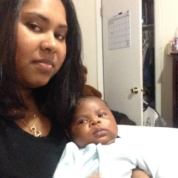 Profile Picture of Natisha Reid (@mizztisha23) on Poshmark