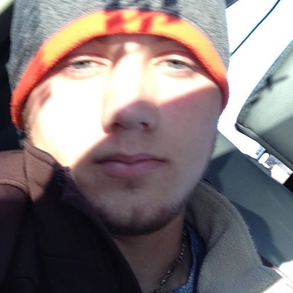 Profile Picture of Clay Coleman (@clay_coleman) on Poshmark