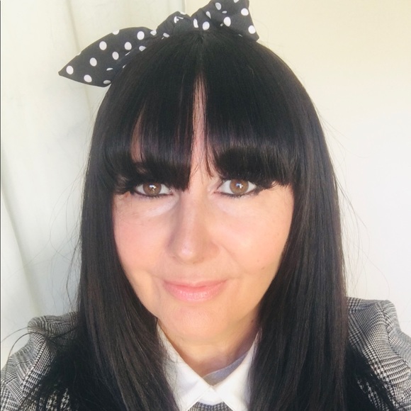 Profile Picture of Clare Nelson-davies (@cnd585) on Poshmark