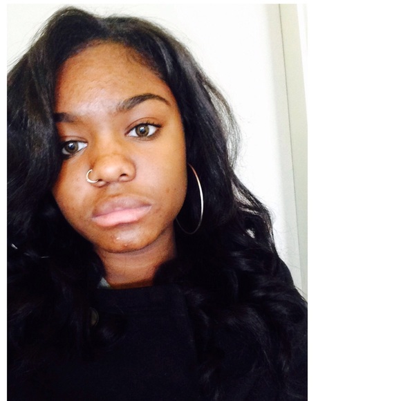 Profile Picture of Kennedy Richards (@kennedyrichards) on Poshmark