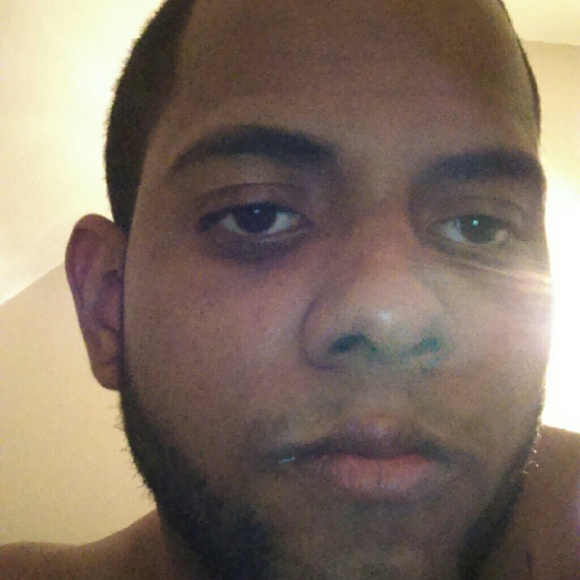 Profile Picture of Jairo Pena (@penajp12) on Poshmark