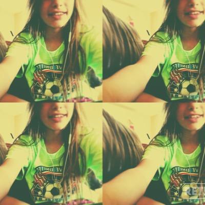 Profile Picture of Bella Chavez (@_bellachavez_) on Twitter