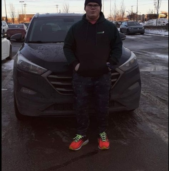 Profile Picture of Danny Chiasson lacasse (@dannychiasson22) on Poshmark