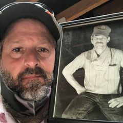 Profile Picture of dalestocks (@dalestocks) on Tiktok