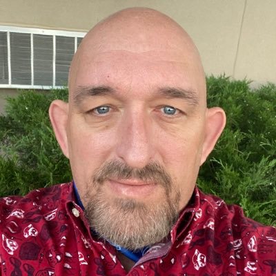 Profile Picture of Chris Clouse (@Clouse1965) on Twitter