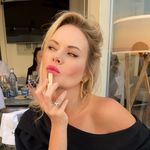 Profile Picture of Julie Conan (@juliefor29) on Instagram