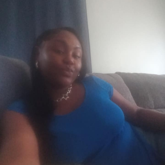Profile Picture of Tiara Hull (@mzladii27) on Poshmark