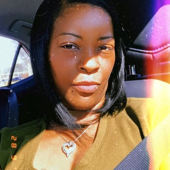 Profile Picture of Hope Pryor (@hpryor029) on Poshmark