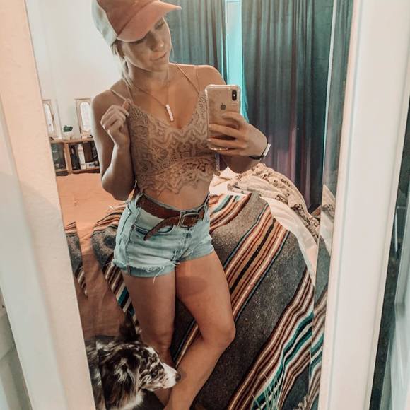 Profile Picture of Kara Gauthier (@klg_cowgirl) on Poshmark