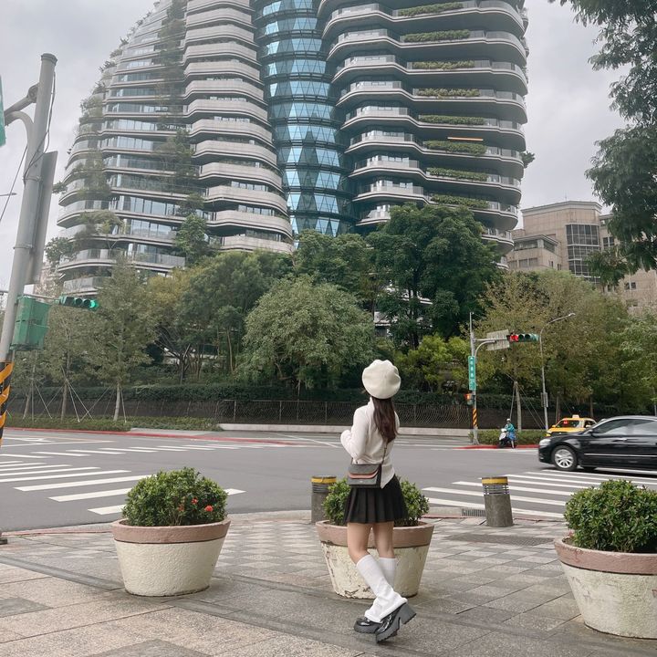 Profile Picture of Hiền Thanh (@thanhhien0110) on Tiktok